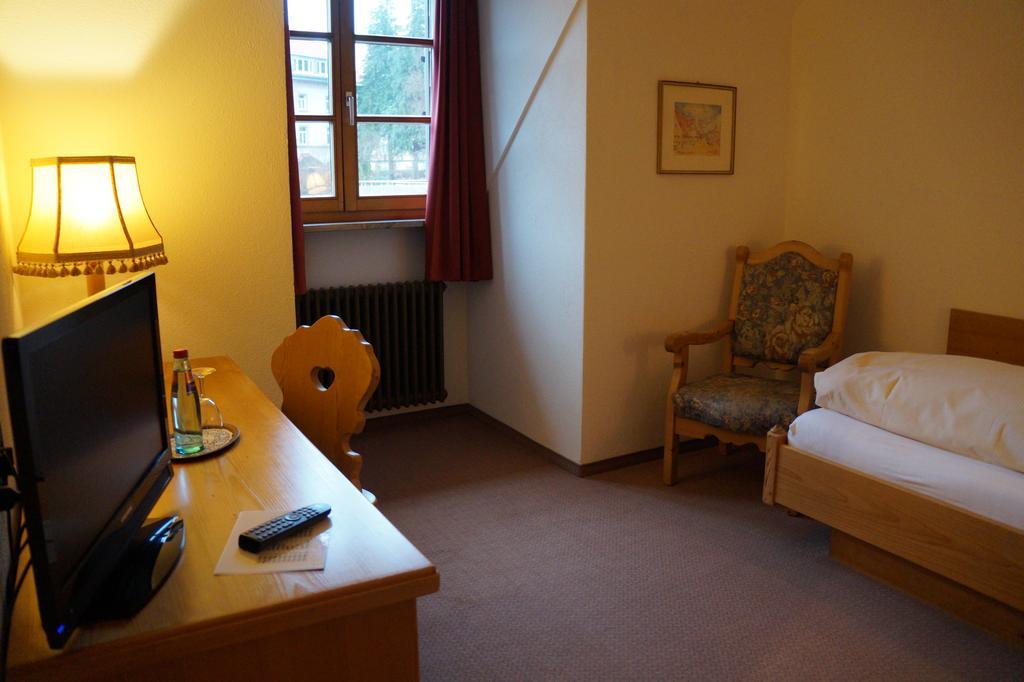 Hotel Zum Ochsen フルトヴァンゲン 部屋 写真